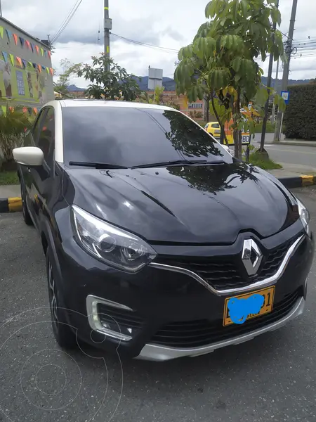 2018 Renault Captur 2.0L Intens Aut Bi-tono
