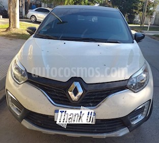 foto Renault Captur Intens usado (2018) color Amarillo precio $795.000