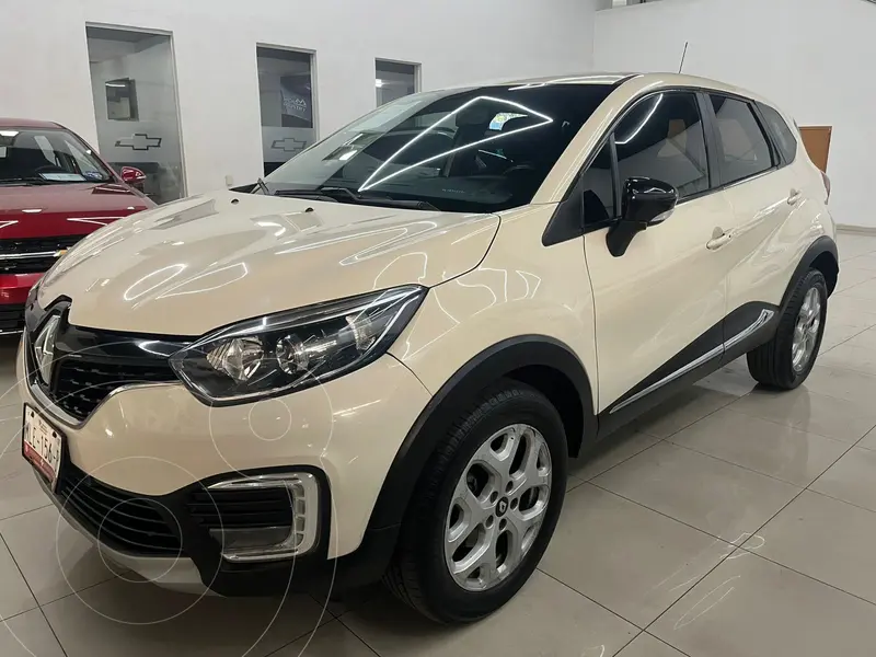 Foto Renault Captur Iconic usado (2020) color Blanco precio $199,000