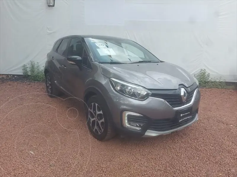 Foto Renault Captur Bose usado (2020) color Gris precio $269,900