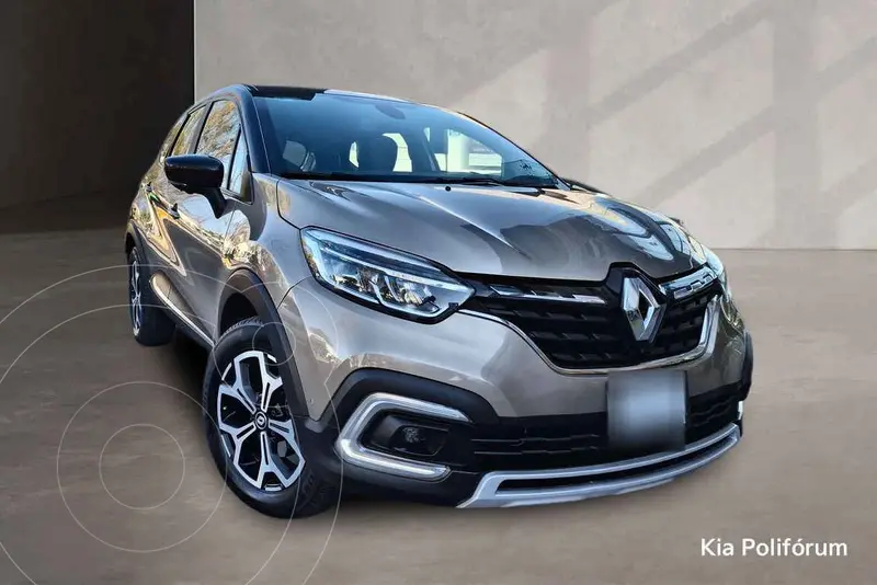 Foto Renault Captur Iconic CVT usado (2022) color Beige precio $292,000