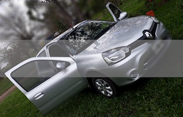 foto Renault Clio Mío 5P Confort Pack Sat usado (2016) color Gris Estrella precio $330.000