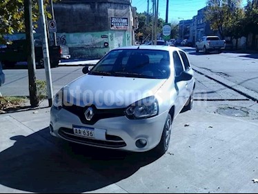 foto Renault Clio Mío 5P Confort usado (2016) color Gris Estrella precio $295.000