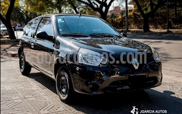 foto Renault Clio 3P 1.2 Pack usado (2015) color Negro precio $305.000