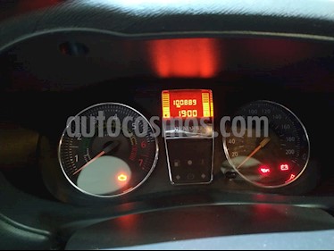 Renault Clio 4P 1.6 Tric Expression Pack usado (2011) color Negro precio $370.000