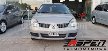 foto Renault Clio 5P 1.2 Bic Authentique Pack usado (2007) color Gris Claro precio $220.000