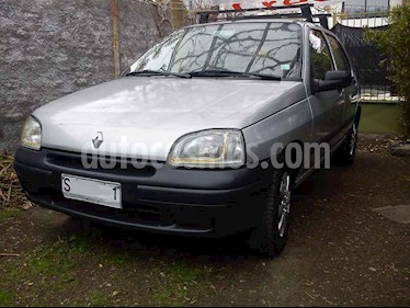 Renault Clio 1.6 RN 5P usado (1999) color Gris Plata precio $1.300.000