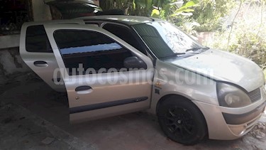 Renault Clio RT usado (2006) color Plata precio u$s1.400