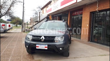 Renault Duster Oroch Outsider Plus 2.0 usado (2017) color Gris Oscuro precio $1.111.111