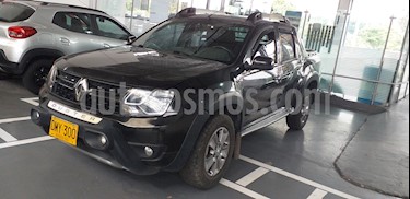 foto Renault Duster Oroch Dynamique 4x2 usado (2017) color Negro precio $50.500.000
