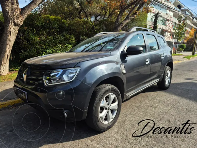 Foto Renault Duster 1.6L Life usado (2021) color Gris precio $8.980.000