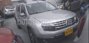 foto Renault Duster 2.0L Dynamique 4x2 usado (2014) color Gris Estrella precio $36.900.000