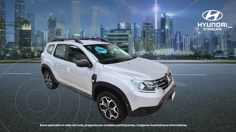 Foto Renault Duster Iconic Aut usado (2024) color plateado precio $299,300