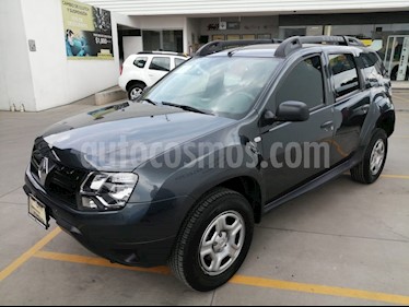 foto Renault Duster Zen usado (2019) color Gris Estrella precio $215,000