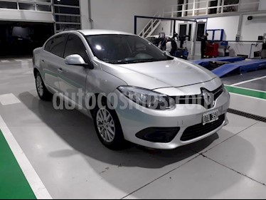 foto Renault Fluence Luxe 1.6L usado (2015) color Gris Claro precio $590.000