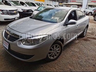 foto Renault Fluence Expression usado (2011) color Plata precio $120,000