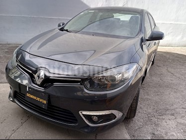 foto Renault Fluence Expression usado (2015) color Gris Tormenta precio $125,000