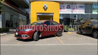 foto Renault Fluence Dynamique CVT usado (2018) color Rojo precio $198,000