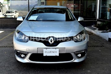 Renault Fluence 4p Dynamique L4/2.0 Aut usado (2017) color Plata precio $225,000