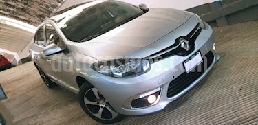 foto Renault Fluence Privilege CVT usado (2015) color Plata precio $189,000