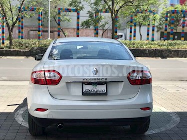 foto Renault Fluence 4p Dynamique L4/2.0 Aut usado (2015) color Blanco precio $155,000