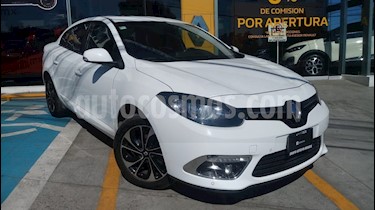 Foto venta Auto Seminuevo Renault Fluence Privilege CVT (2017) color Blanco Perla precio $228,000
