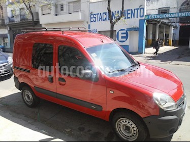 Renault Kangoo 2 Express 1.6 Confort 2P 5 Pas usado (2016) color Rojo Vivo precio $460.000