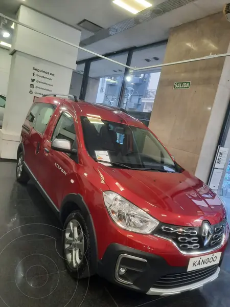 Foto Renault Kangoo Stepway 1.6 SCe usado (2025) color Rojo Fuego financiado en cuotas(anticipo $980.000 cuotas desde $313.839)