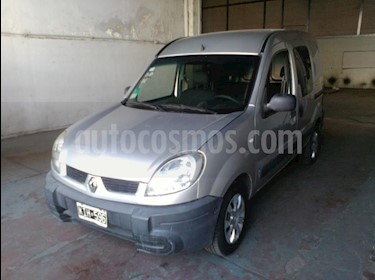 foto Renault Kangoo Kangoo Express 1.6 usado (2011) color Gris Claro precio $380.000