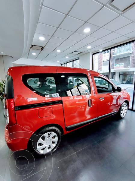 Foto Renault Kangoo Life 1.6 SCe nuevo color Rojo Fuego financiado en cuotas(anticipo $535.000 cuotas desde $20.800)
