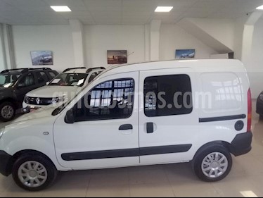 foto Renault Kangoo Break Confort 1.6 usado (2016) color Blanco precio $310.000