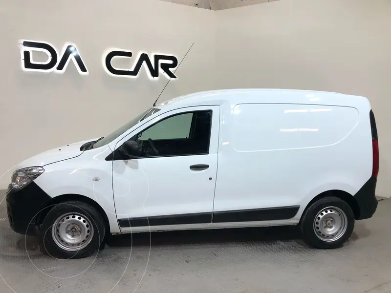 Foto Renault Kangoo Intens usado (2023) color Blanco precio $266,000
