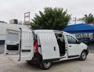 Renault Kangoo Intens usado (2019) color Blanco precio $215,000