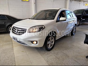 Foto venta Auto usado Renault Koleos Zen 2.5 4x2 CVT (2012) color Blanco precio $360.000