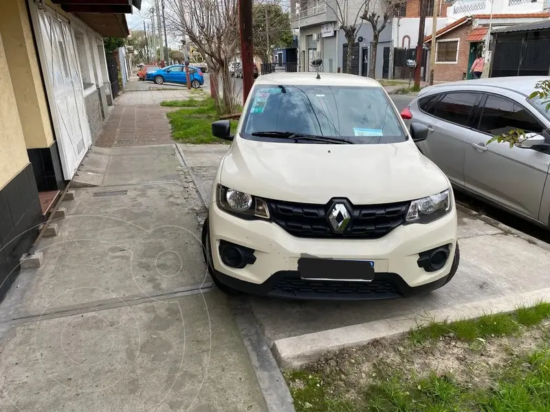 Foto Renault Kwid Iconic Outsider usado (2025) color Blanco Glaciar financiado en cuotas(anticipo $6.000.000)