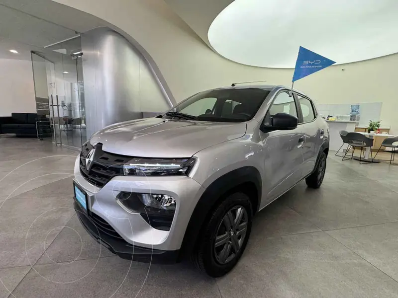 Foto Renault Kwid Intens usado (2025) color Plata precio $215,000