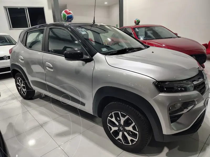 Foto Renault Kwid Bitono usado (2025) color Plata financiado en mensualidades(enganche $61,250)