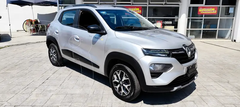 Foto Renault Kwid Outsider usado (2022) color Plata financiado en mensualidades(enganche $38,757 mensualidades desde $5,062)