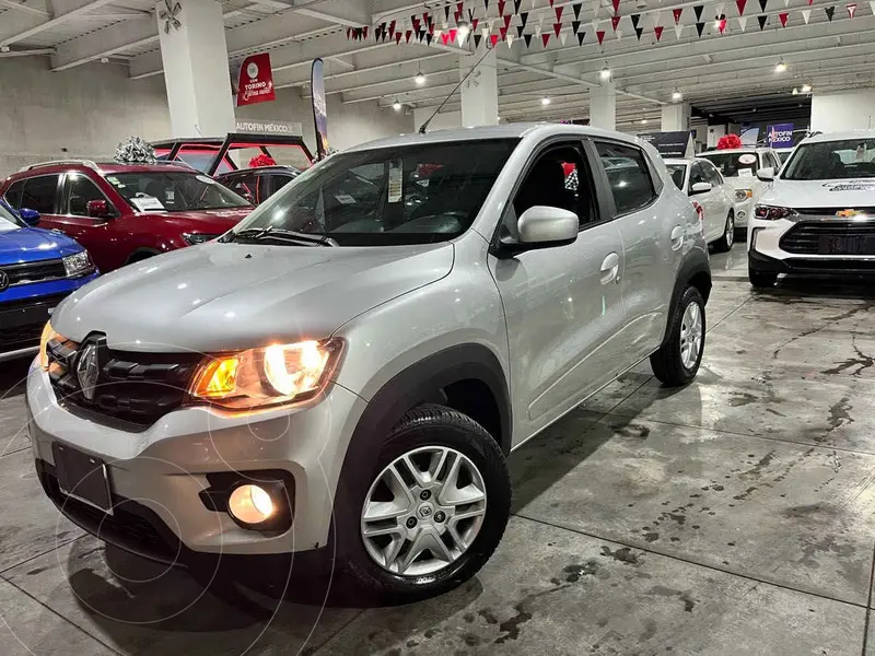 Foto Renault Kwid Iconic usado (2021) color Plata precio $174,900