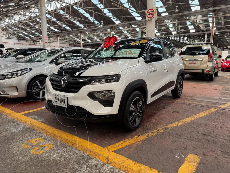 Foto Renault Kwid Bitono usado (2023) color Blanco Glaciar financiado en mensualidades(enganche $43,900 mensualidades desde $4,000)