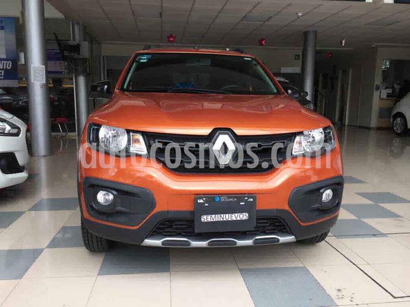 foto Renault Kwid Outsider usado (2019) color Naranja precio $180,000