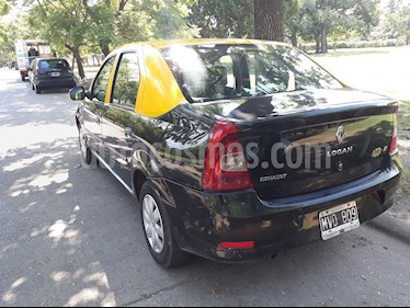 foto Renault Logan 1.6 Authentique Pack II usado (2013) color Negro precio $320.000