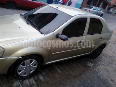 foto Renault Logan 1.6lt usado (2008) color Bronce precio u$s2.000