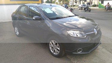 Foto venta Auto usado Renault Logan 4p Intens L4/1.6 Aut (2018) color Gris precio $170,000