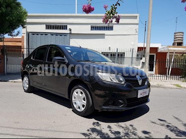 Renault Logan 1.6 Expression usado (2014) color Negro precio $400.000