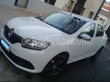 Renault Logan 1.6 Authentique usado (2018) color Blanco Glaciar precio $730.000