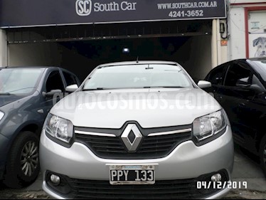 Foto Renault Logan 1.6 Expression usado (2016) color Gris Claro precio $270.000