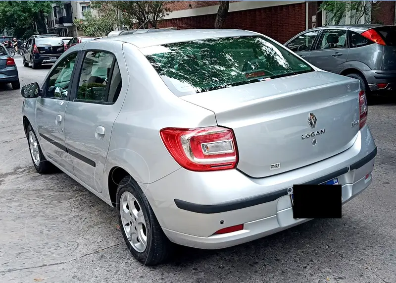 Foto Renault Logan 1.6 Privilege usado (2020) color Plata precio u$s12.500