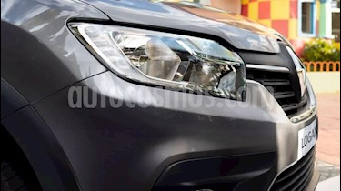 Renault Logan 1.6 Expression usado (2020) color Gris Claro precio $434.500