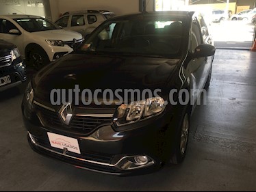 foto Renault Logan 1.6 Privilege Plus usado (2016) color Negro precio $580.000